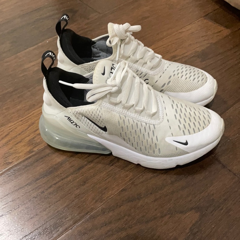 White air maxes!